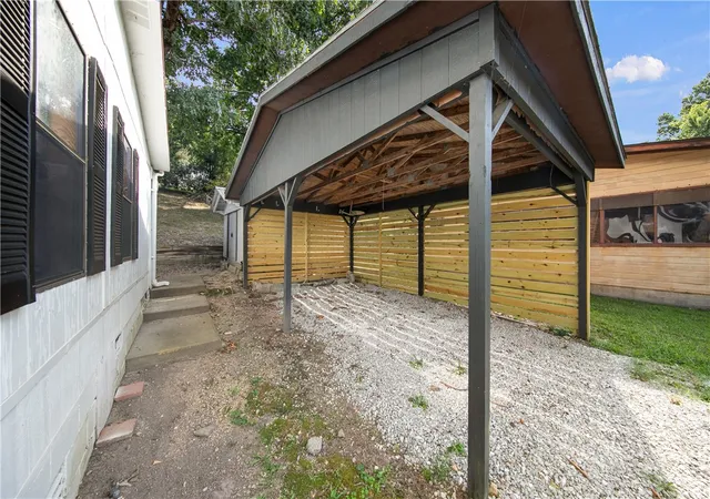 Photo 4 of Manufactured home for sale at 15447 Indian Head Trl, Rogers, AR 72756 | MLS# 1357468 | Listing updated on 2026-08-21