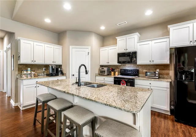 2nd image of 606 Herron St, Prairie Grove, AR 72753 | MLS# 1357410