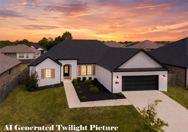 Photo 1 of Sale Pending at 1592 N Quincy Ave, Fayetteville, AR 72704 | MLS# 1357480 | Listing updated on 2026-08-18