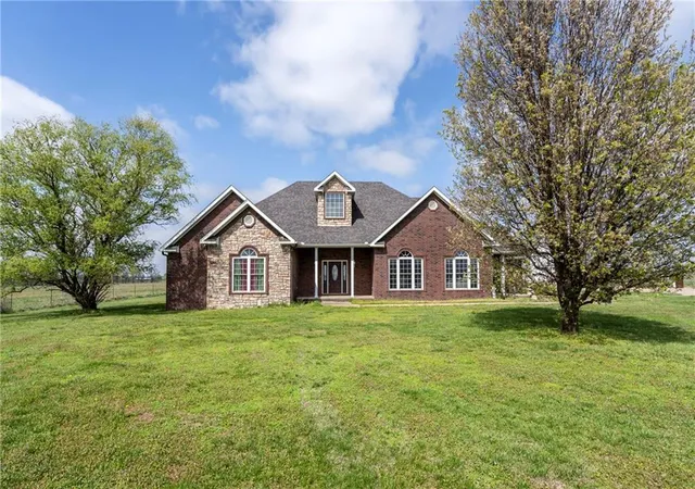 1st image of 19030 Shady Grove Rd, Siloam Springs, AR 72761 | MLS# 1357489