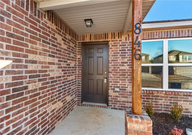 4th image of 846 E Sparrow Cir, Fayetteville, AR 72701 | MLS# 1357517