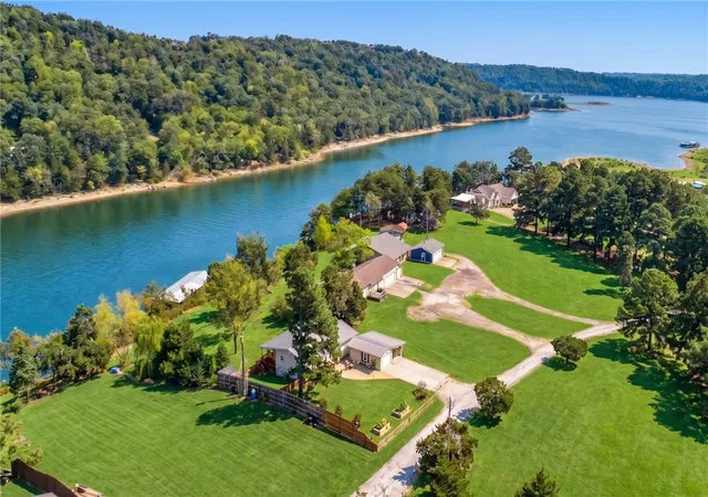 56th image of 18454 Se Grove Dr, Springdale, AR 72764 | MLS# 1357558