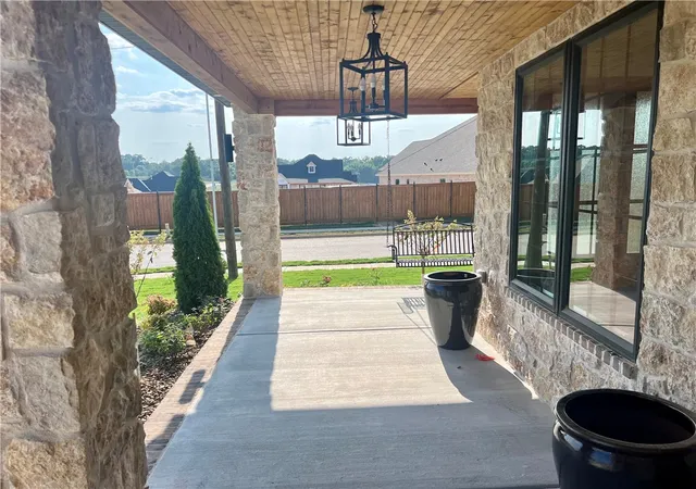 Photo 2 of Single family home for sale at 1910 Crump St, Pea Ridge, AR 72751 | MLS# 1357675 | Listing updated on 2026-08-06