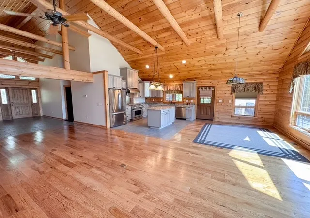Photo 4 of Single family home for sale at 706 Blackjack Trl, Mountain Home, AR 72653 | MLS# 1357787 | Listing updated on 2026-08-17