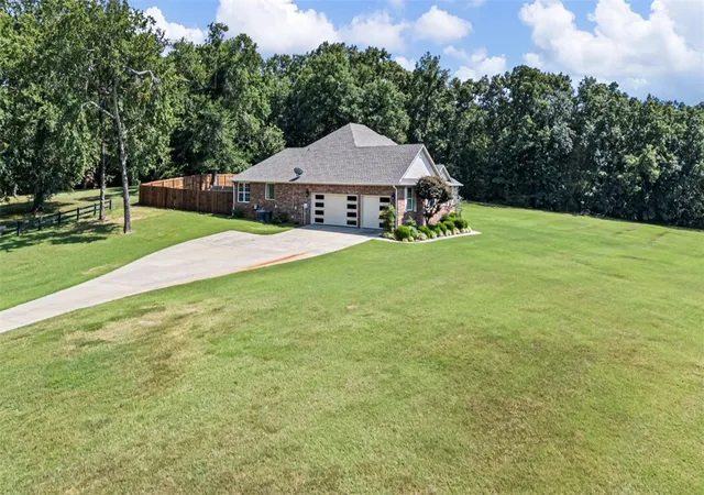 3rd image of 921 Waterfront Rd, Alma, AR 72921 | MLS# 1357696
