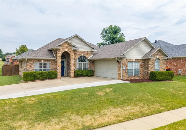 1st image of 320 Crystal, Van Buren, AR 72956 | MLS# 1357820