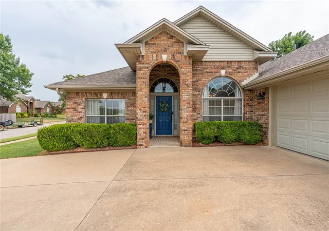 3rd image of 320 Crystal, Van Buren, AR 72956 | MLS# 1357820