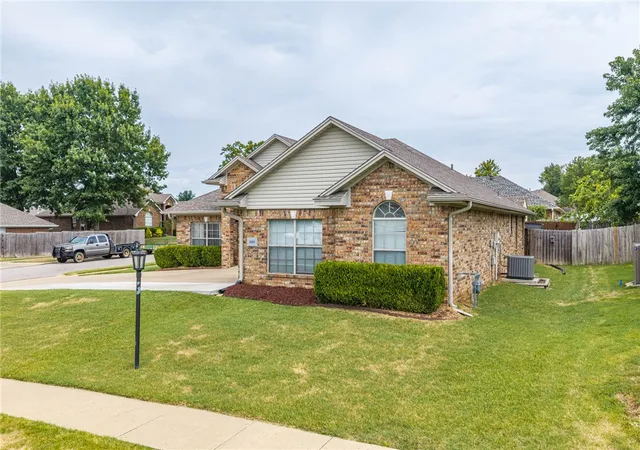 5th image of 320 Crystal, Van Buren, AR 72956 | MLS# 1357820
