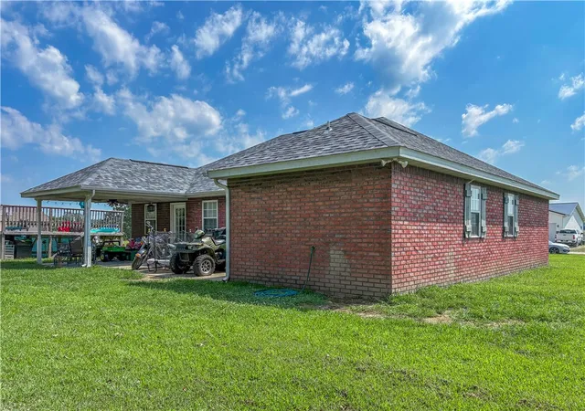 Photo 4 of Single family home for sale at 1067 Mercedes Dr, Harrison, AR 72601 | MLS# 1357848 | Listing updated on 2026-08-06