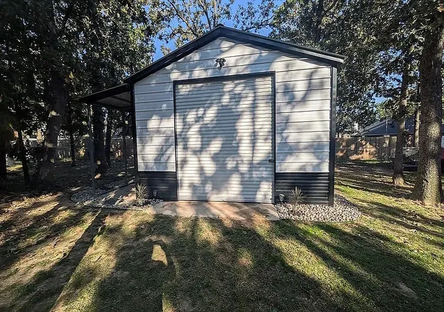 Photo 3 of Single family home for sale at 708 Cherokee Dr, Gentry, AR 72734 | MLS# 1357834 | Listing updated on 2026-08-17