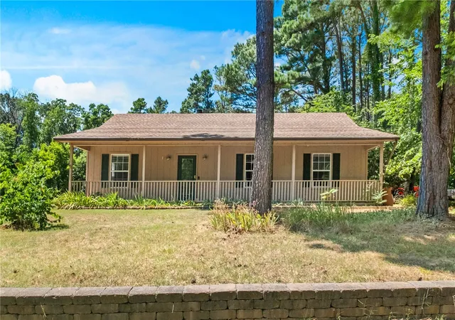 Photo 2 of Single family home for sale at 36 Baker Dr, Bella Vista, AR 72715 | MLS# 1357888 | Listing updated on 2026-08-06
