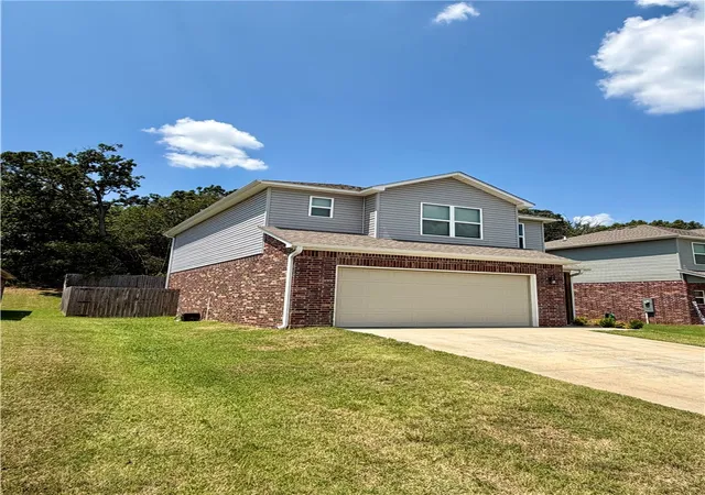 Photo 3 of Single family home for sale at 3310 Red Tail, Farmington, AR 72730 | MLS# 1357941 | Listing updated on 2026-08-24