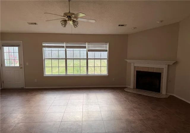 Photo 3 of Single family home for sale at 1582 N Stable Ave, Fayetteville, AR 72703 | MLS# 1357973 | Listing updated on 2026-08-23