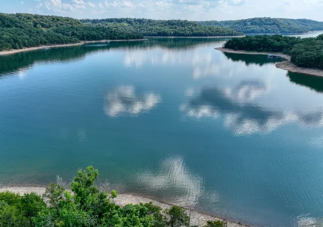 Photo 2 of Land for sale at Edgewater Dr, Eureka Springs, AR 72631 | MLS# 1357994 | Listing updated on 2026-08-07