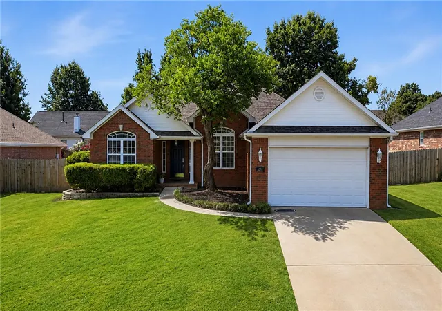 Photo 1 of Sale Pending at 3251 Woodbridge Rd, Springdale, AR 72762 | MLS# 1357611 | Listing updated on 2026-08-12