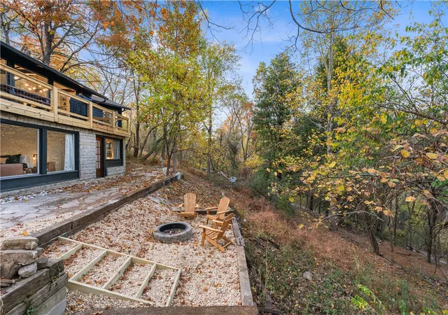 Photo 4 of Single family home for sale at 701 E Electric St, Rogers, AR 72756 | MLS# 1357959 | Listing updated on 2026-10-06
