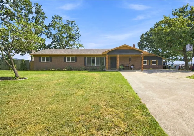 1st image of 611 Butler Rd, Prairie Grove, AR 72753 | MLS# 1357990
