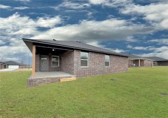 Photo 23 of Single family home for sale at 543 Oklahoma St, Farmington, AR 72730 | MLS# 1358087 | Listing updated on 2026-08-07