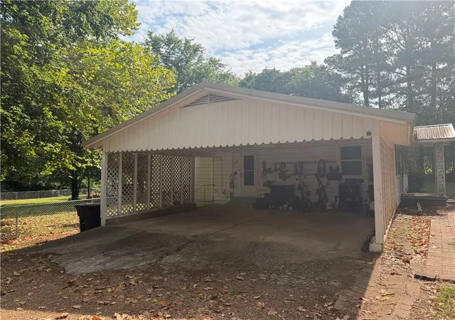 2nd image of 208 Cr 3510, Clarksville, AR 72830 | MLS# 1358109
