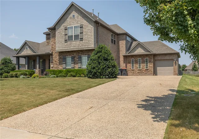 Photo 2 of Single family home for sale at 2386 Riverfront Ln, Fayetteville, AR 72703 | MLS# 1357991 | Listing updated on 2026-08-07