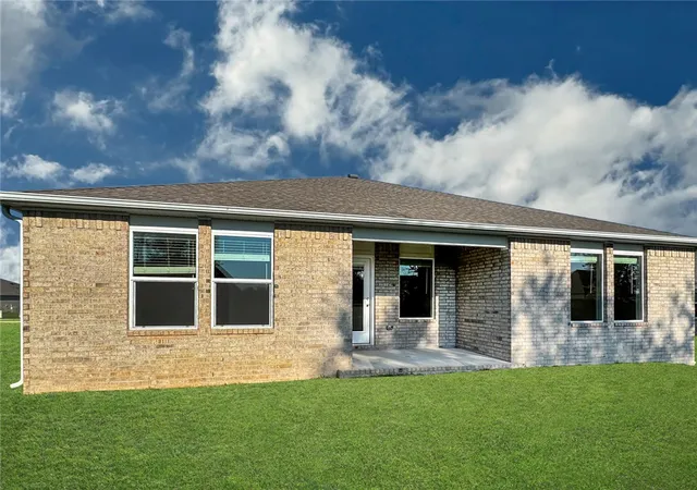Photo 17 of Single family home for sale at 527 Oklahoma St, Farmington, AR 72730 | MLS# 1358144 | Listing updated on 2026-08-07