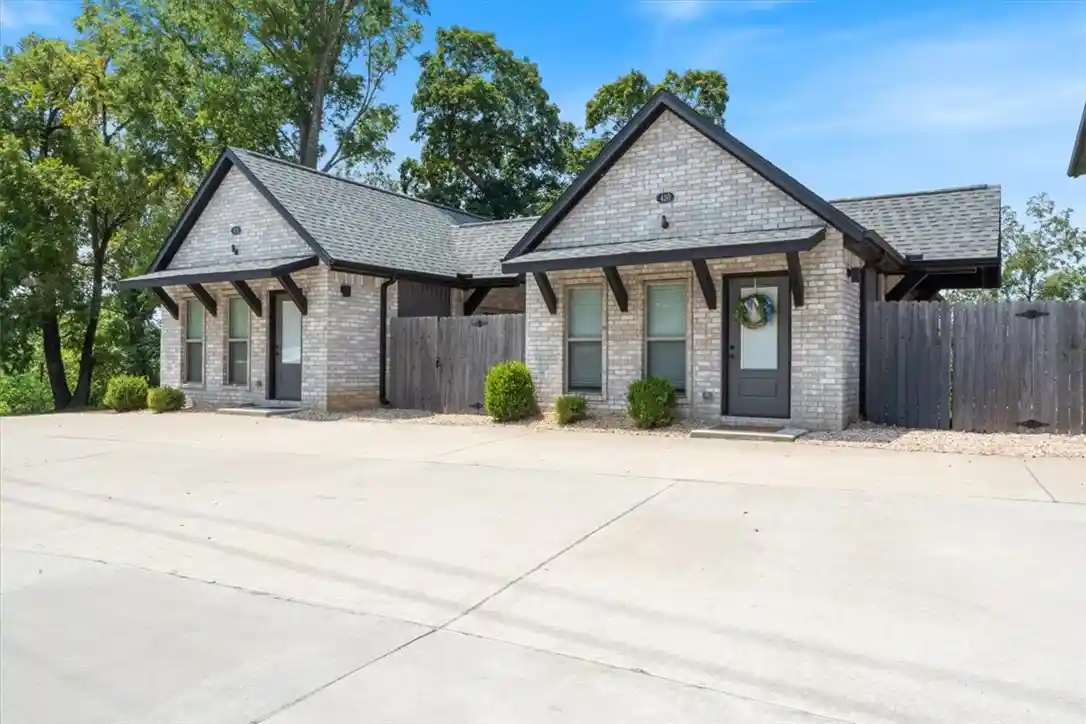 Photo 1 of Single family home for sale at 418,420, N 422 424 F St, Rogers, AR 72756 | MLS# 1358184 | Listing updated on 2026-10-29