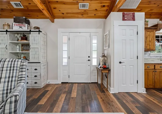 Photo 3 of Sale Pending at 6207 Mcclure Rd, Van Buren, AR 72956 | MLS# 1358193 | Listing updated on 2026-09-15