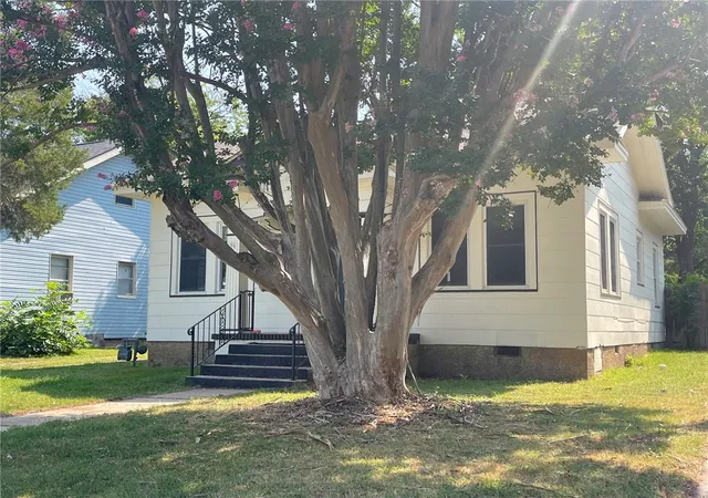 Photo 3 of Single family home for sale at 630 Clifton Ct, Fort Smith, AR 72903 | MLS# 1358093 | Listing updated on 2026-08-09