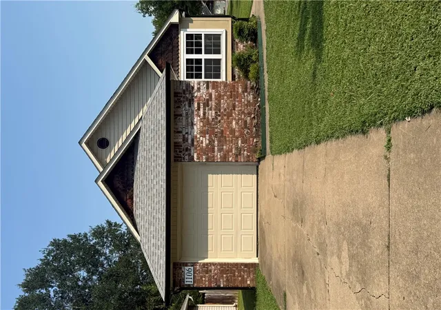 2nd image of 1106 N Louisville Ave, Russellville, AR 72801 | MLS# 1358262