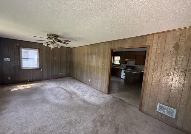 Photo 3 of Single family home for sale at 3306 E Church St, Paris, AR 72855 | MLS# 1358301 | Listing updated on 2026-09-24