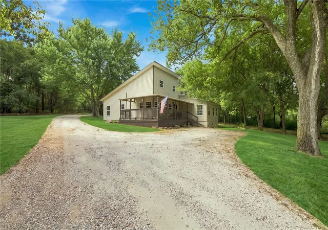 2nd image of 16882 Hwy 62, Prairie Grove, AR 72753 | MLS# 1358334