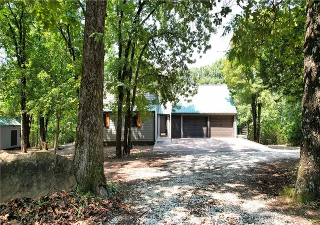 Photo 3 of Single family home for sale at 13653 W Mountain Rd, West Fork, AR 72774 | MLS# 1357975 | Listing updated on 2026-09-17