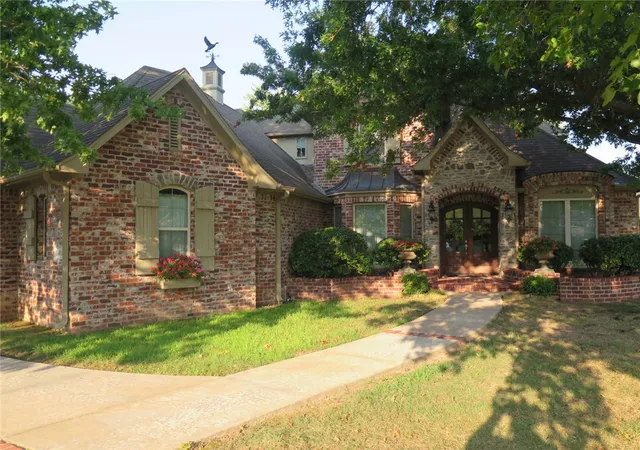 Photo 1 of Single family home for sale at 5401 S 44th Street, Rogers, AR 72758 | MLS# 1358343 | Listing updated on 2026-08-18