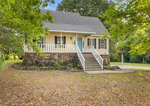2nd image of 4014 Red Oak Ter, Harrison, AR 72601 | MLS# 1358470