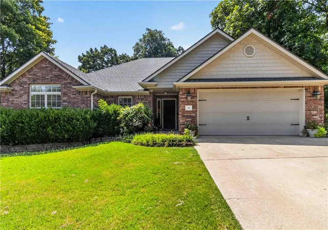 Photo 1 of Single family home for sale at 14 Boxford Dr, Bella Vista, AR 72715 | MLS# 1358533 | Listing updated on 2026-10-03