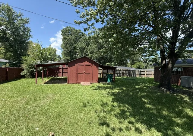 Photo 3 of Sale Pending at 408 E 13th Street, Russellville, AR 72801 | MLS# 1358577 | Listing updated on 2026-09-17