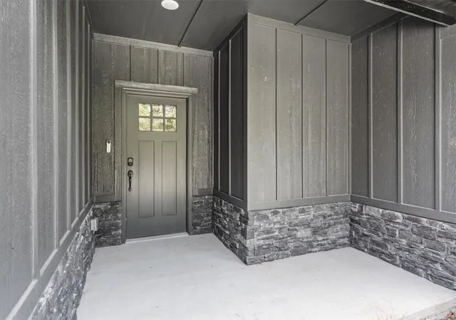 Photo 3 of Single family home for sale at 3 Celtic Dr, Bella Vista, AR 72714 | MLS# 1358594 | Listing updated on 2026-08-24