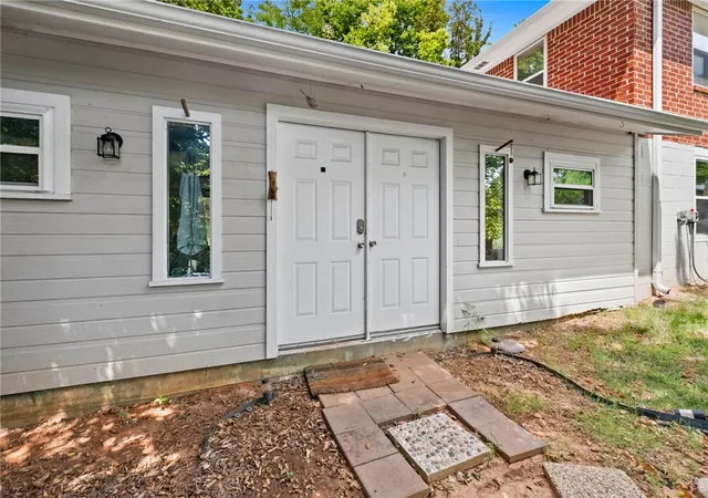 2nd image of 453 Mashburn Ave, Fayetteville, AR 72701 | MLS# 1358602