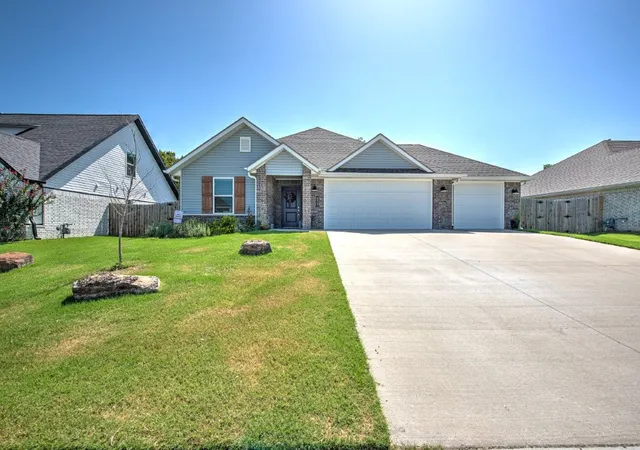 35th image of 631 Hayden James St, Prairie Grove, AR 72753 | MLS# 1358694