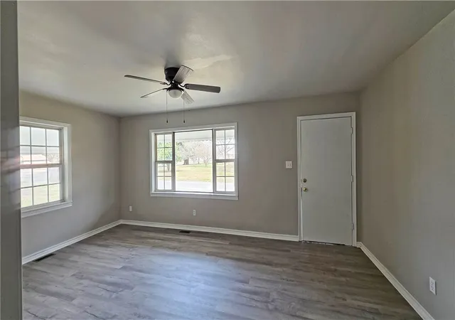 Photo 5 of Single family home for sale at 304 SE 2nd Street, Atkins, AR 72823 | MLS# 1358779 | Listing updated on 2026-08-15