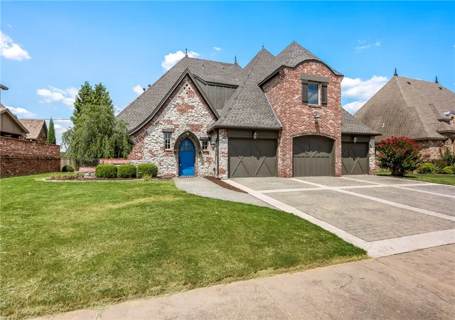 Photo 2 of Sale Pending at 3600 Champagne Ave, Bentonville, AR 72712 | MLS# 1358784 | Listing updated on 2026-08-26