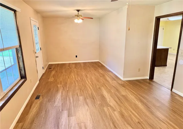 Photo 3 of Sale Pending at 118 Brewer St, Harrison, AR 72601 | MLS# 1358798 | Listing updated on 2026-08-17