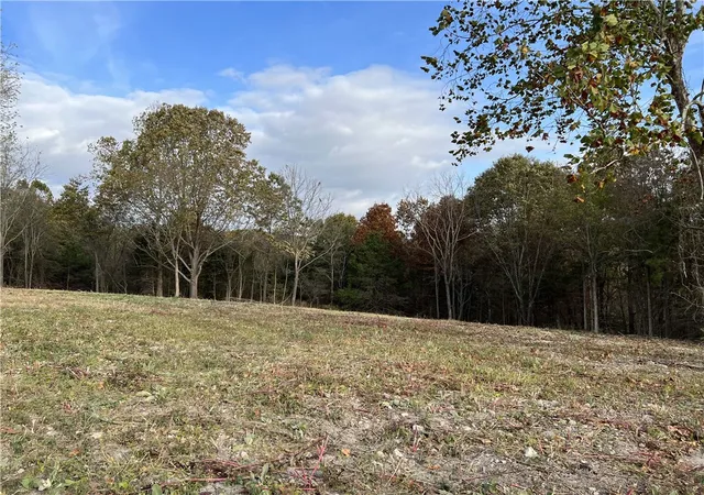 Photo 1 of House for sale at 2758 N Ctr Loop, Harrison, AR 72601 | MLS# 1358839 | Listing updated on 2026-08-14
