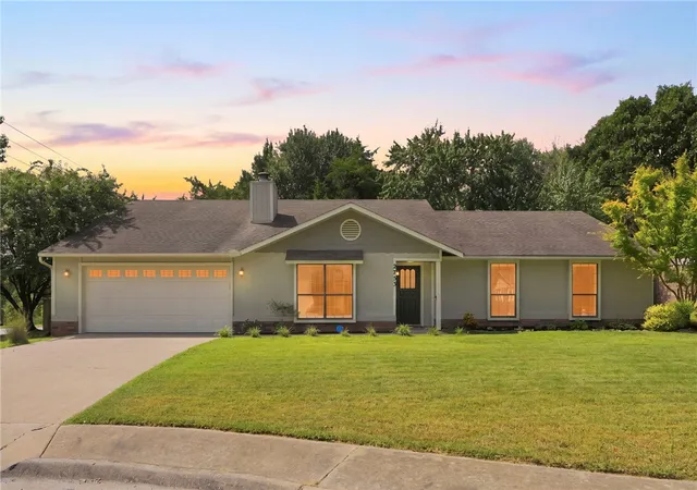 2nd image of 2753 E Copper Oaks Pl, Fayetteville, AR 72703 | MLS# 1356378