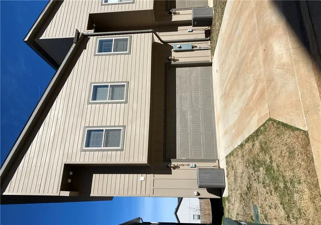 27th image of 2618 N Ward Dr, Fayetteville, AR 72704 | MLS# 1356832