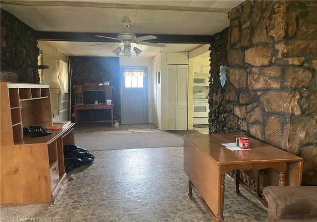 Photo 4 of Single family home for sale at 3218 Mulberry Wire Rd, Mulberry, AR 72947 | MLS# 1357699 | Listing updated on 2026-08-14