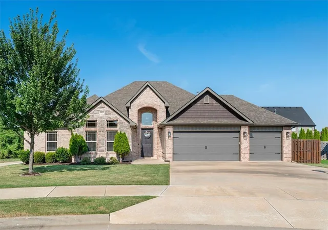 Photo 1 of Single family home for sale at 6309 W Murfield Dr, Rogers, AR 72758 | MLS# 1358525 | Listing updated on 2026-08-27