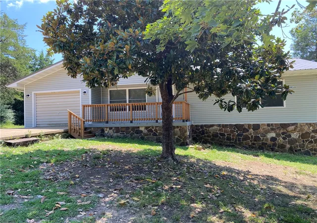 1st image of 324 W Mockingbird Trl, Lead Hill, AR 72644 | MLS# 1358756