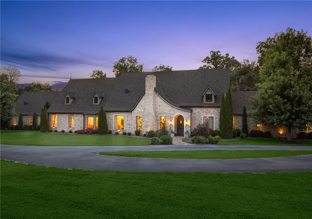 Photo 3 of Single family home for sale at 9515 Nomad Rd, Bentonville, AR 72713 | MLS# 1358858 | Listing updated on 2026-08-14
