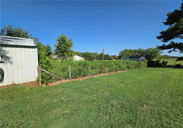 Photo 4 of Sale Pending at 87 Nichols St, Western Grove, AR 72685 | MLS# 1358900 | Listing updated on 2026-10-01